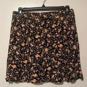 Floral mini skirt